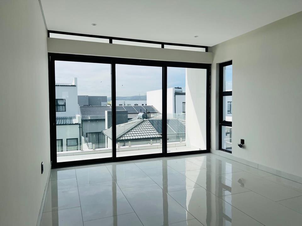 Listing number: P24-116565119, Image number: 1