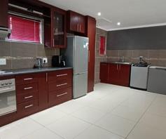 House for sale in Kunene Park