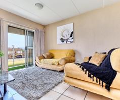 Apartment / Flat for sale in Honeydew Grove