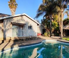 House for sale in Farrarmere