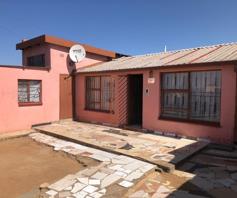 House for sale in Meadowlands East