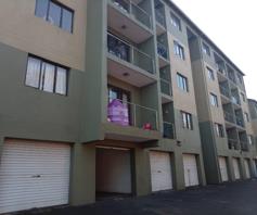 Apartment / Flat for sale in Montclair