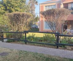 Townhouse for sale in Farrarmere