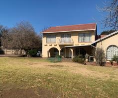 House for sale in Farrarmere