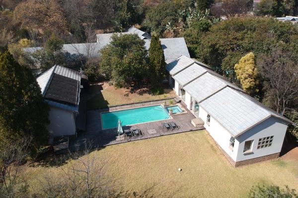 situated @ 18 Ancor road,in the heart of Bryanston
Property stil occupied,no viewing ...