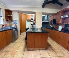 House for sale in Brackendowns