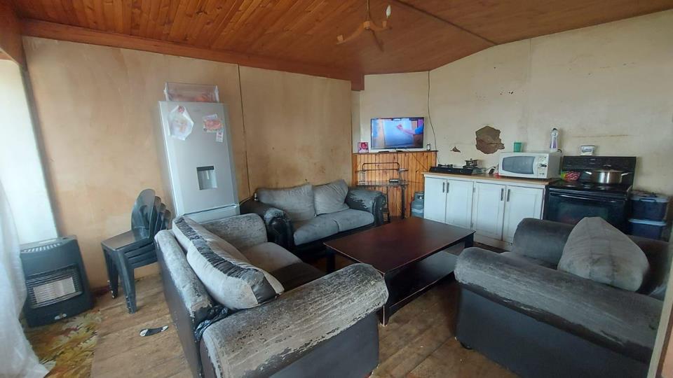 7 Bedroom House for sale in New Modder - P24-116328682