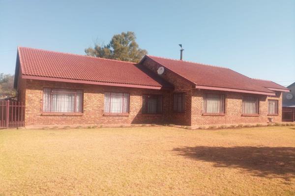 Family Home with Flatlet and Pool for Sale in Erasmus

Discover this spacious property in the heart of Erasmus, Bronkhorstspruit — ...