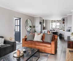 Townhouse for sale in Gonubie