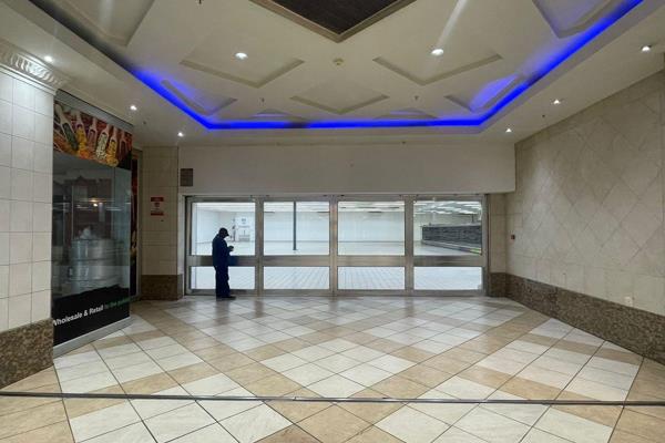 Kopp Commercial is pleased to offer the following retail unit to let in Phoenix.
- GLA 3 000m2
- First floor unit
- Walking distance to ...