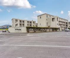 Apartment / Flat for sale in Klipkop