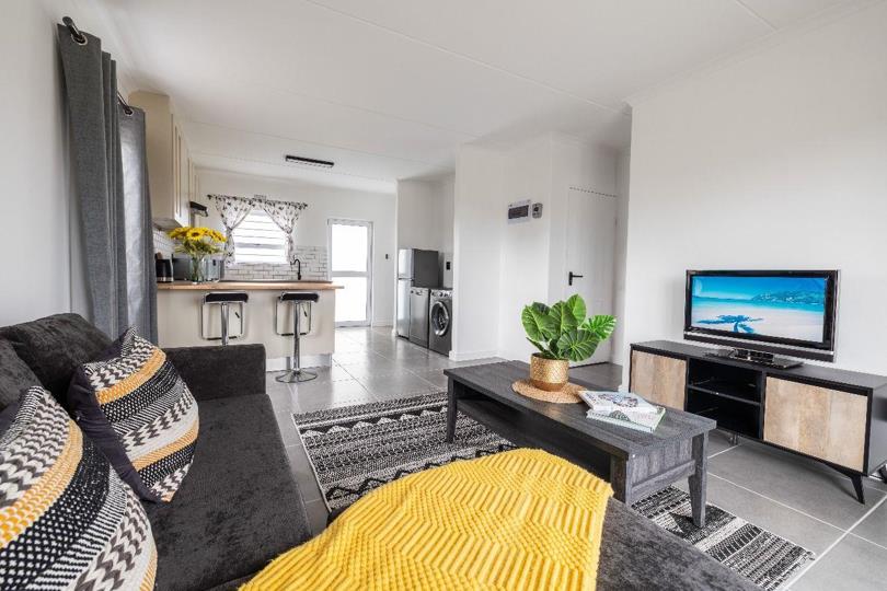 Listing number: P24-116707342, Image number: 2, Image