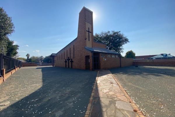 Sole Mandate.
This unique and beautifully maintained church, nestled in the heart of New Park, Kimberley, offers a rare opportunity to ...