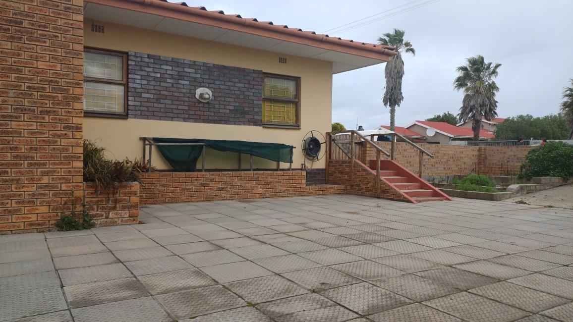 Photo of 5 Bedroom House for sale in Lamberts Bay