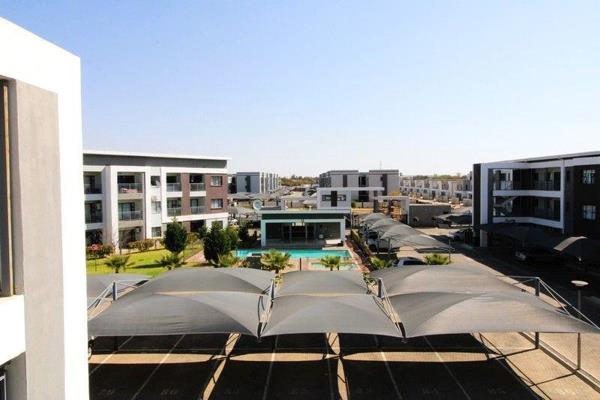 2 Bedroom Apartment / Flat for Sale in Tsholofelo East