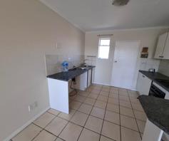 Apartment / Flat for sale in Zwartkop