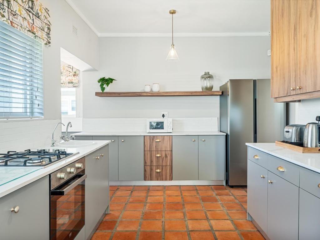 Photo of 4 Bedroom House to rent in Leisure Isle