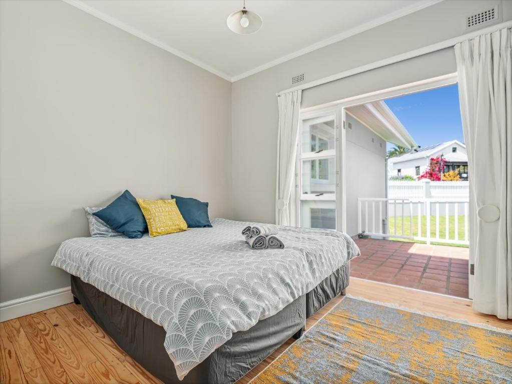 Photo of 4 Bedroom House to rent in Leisure Isle