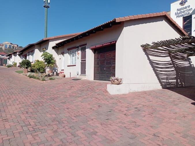 2 Bedroom Townhouse for Sale in Mulbarton