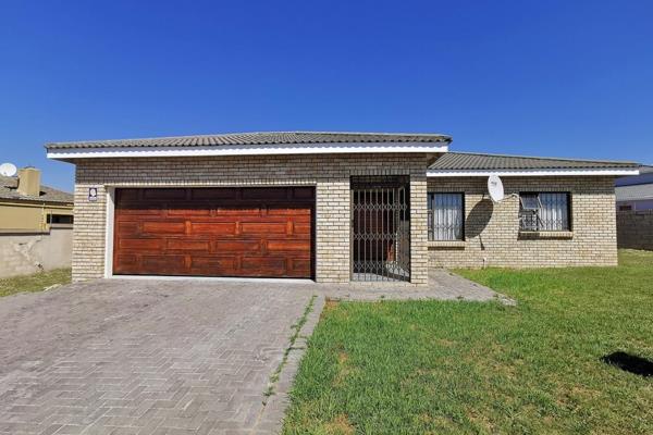 Welcome to this beautiful 3-bedroom, 2-bathroom home situated in the Bluewater Bay, conveniently close to the ocean. This property ...