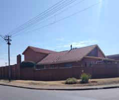 House for sale in Bosmont