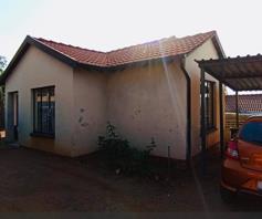 House for sale in Atteridgeville