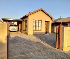 House for sale in Soshanguve VV