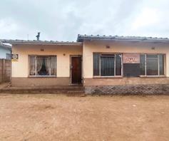 House for sale in Louwville