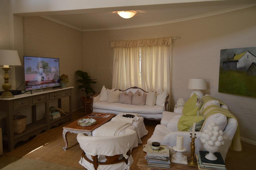 Photo of 3 Bedroom House to rent in Seaside Longships