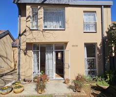 Townhouse for sale in Potchefstroom Central
