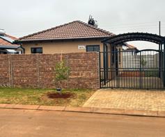 House for sale in Protea Glen