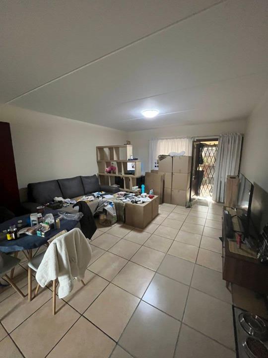 Listing number: P24-116703780, Image number: 2