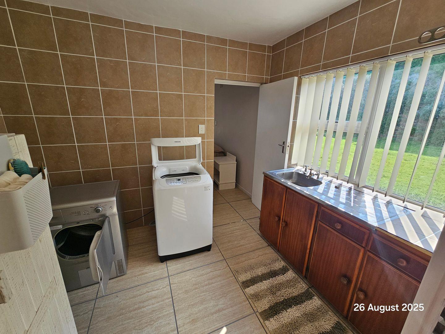 Photo of 6 Bedroom House for sale in Jongensfontein