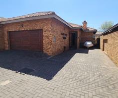 Townhouse for sale in New Redruth
