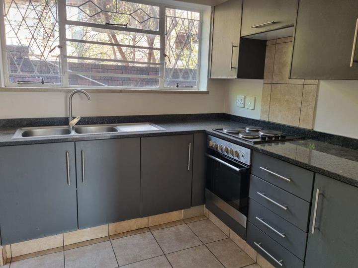 Listing number: P24-116368392, Image number: 2, Image