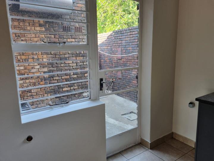 Listing number: P24-116368392, Image number: 3, Image