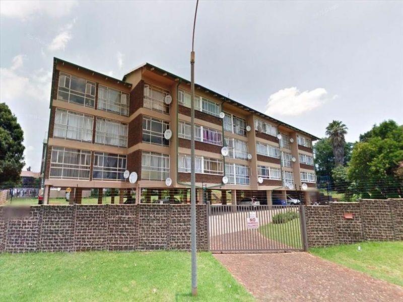 2 Bedroom Apartment / flat for sale in Rhodesfield - P24-114442958