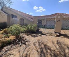 House for sale in Hartbeesfontein