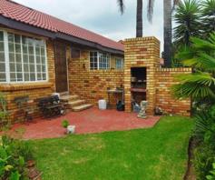 Townhouse for sale in Croydon