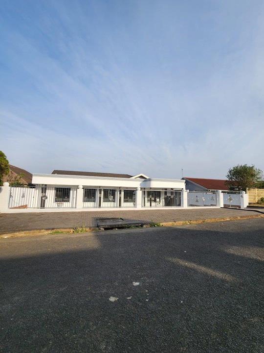 3 Bedroom House for sale in Mountain Rise - P24-116371042