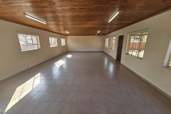 Brits str, Pretoria-North
Commercial Property to Let
Available from 1 May 2026
An ...