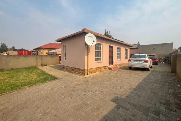 Welcome to your new home – perfect for first-time buyers or young families looking to settle in a quiet, family-friendly area.
This ...