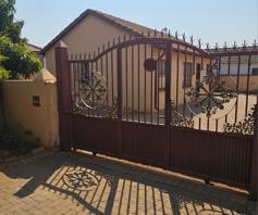 House for sale in Mahube Valley