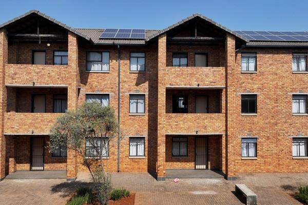 Unit 220 at The Bronx Apartments in Sky City is situated on the upper floor and showcases the best form of calming living area. The building harmonises with its neighbours and maximises space, light, and views, thanks to the ...