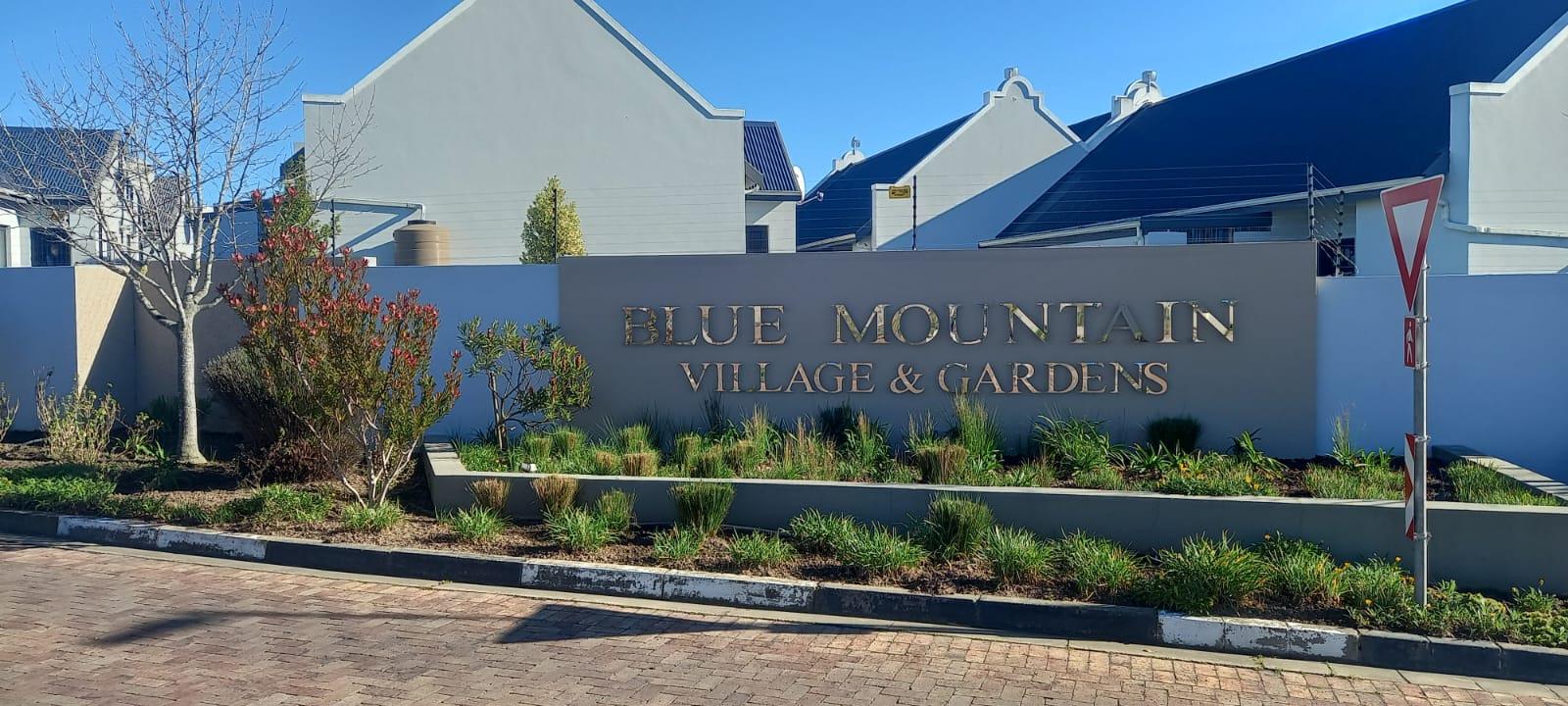 Photo of 3 Bedroom House for sale in Blue Mountain Village