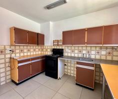 Apartment / Flat for sale in Sunnyside