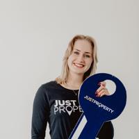 https://images.prop24.com/364348898/UpperCrop200x200