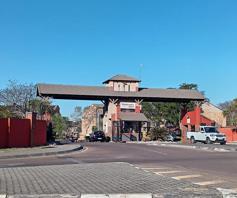 Apartment / Flat for sale in Karenpark