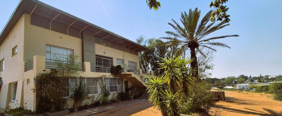9 Bedroom House for sale in Die Rand - P24-116400774