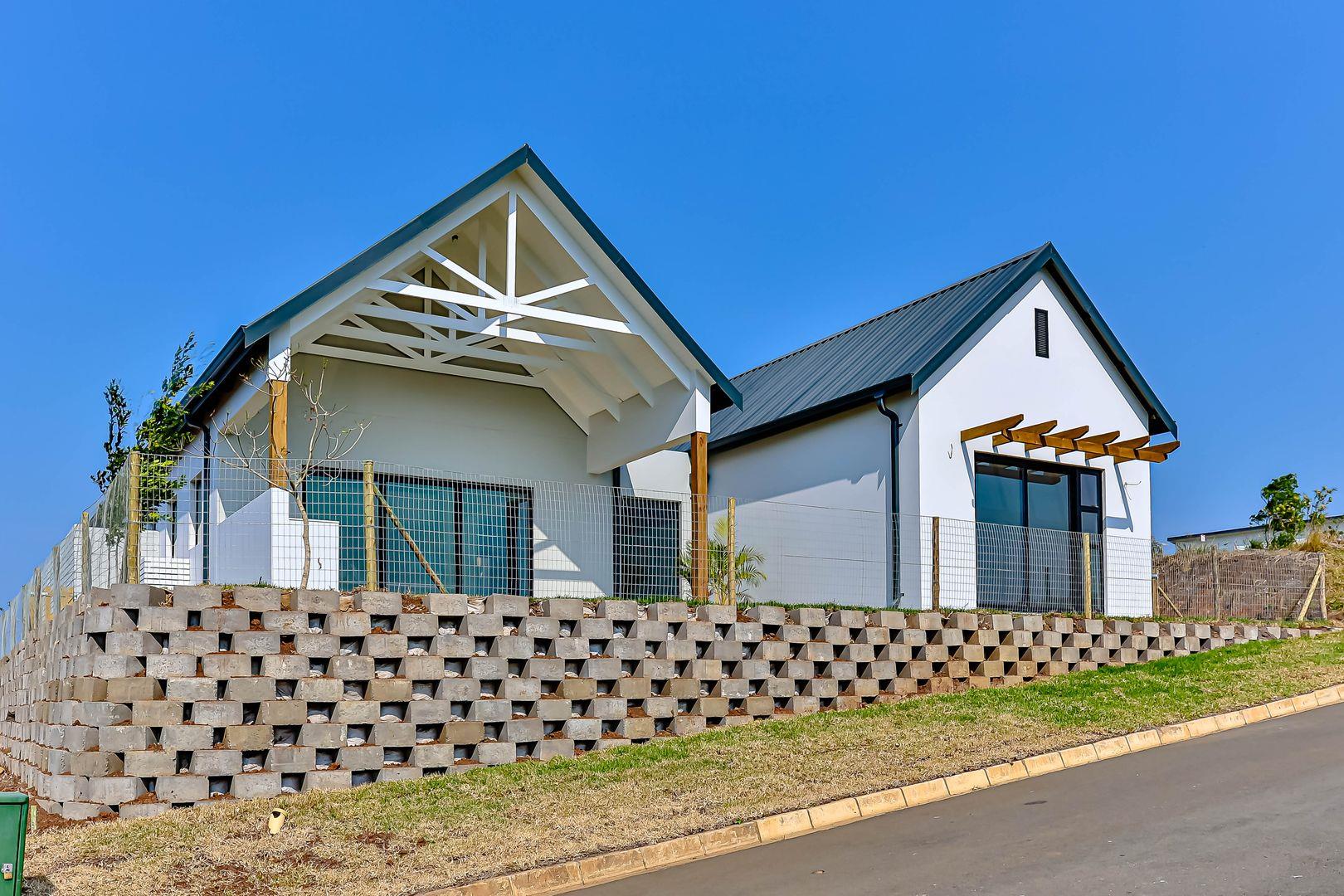 4 Bedroom House for sale in Springvale Country Estate - P24-116407091
